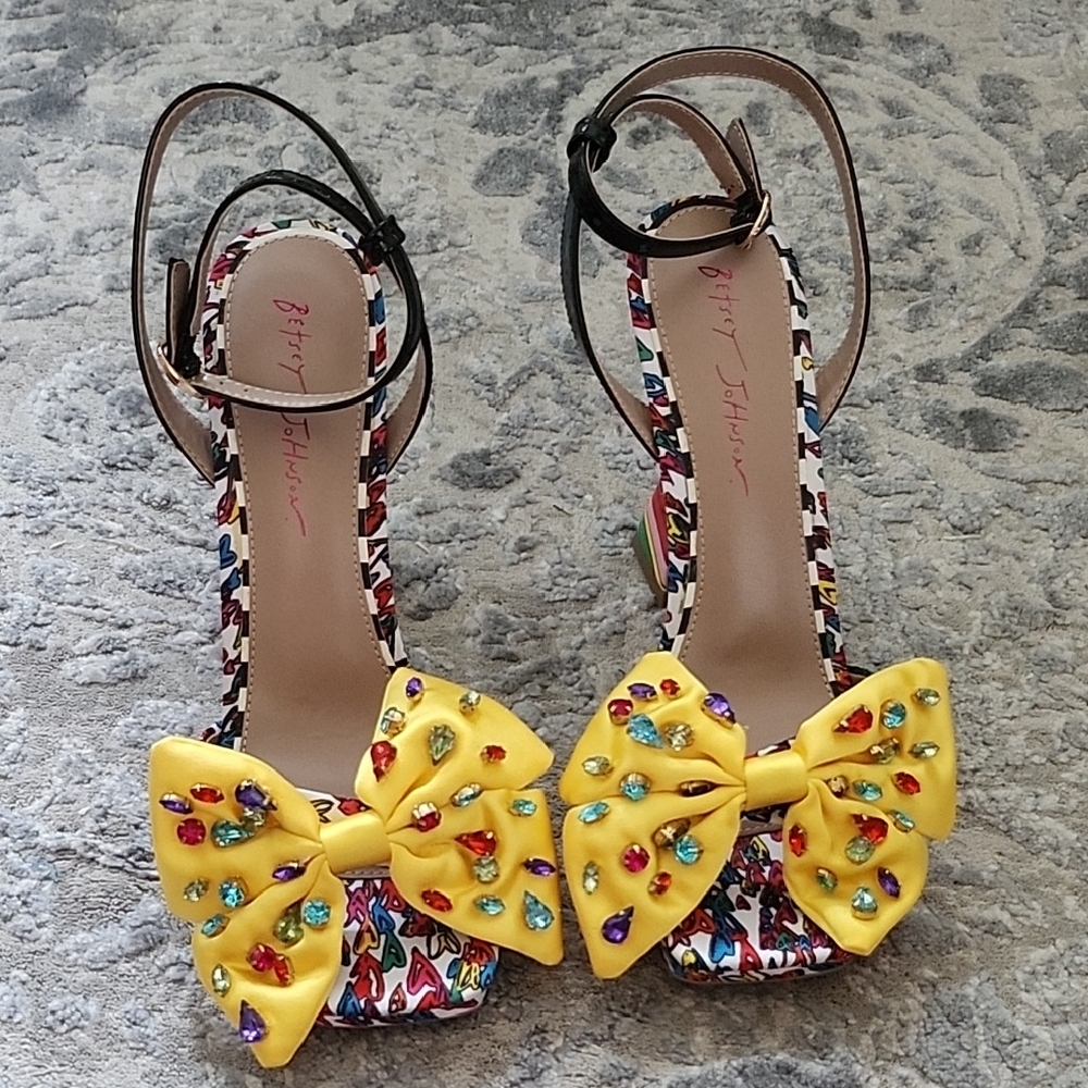 Betsey Johnson Yellow Bow Gem Heels
